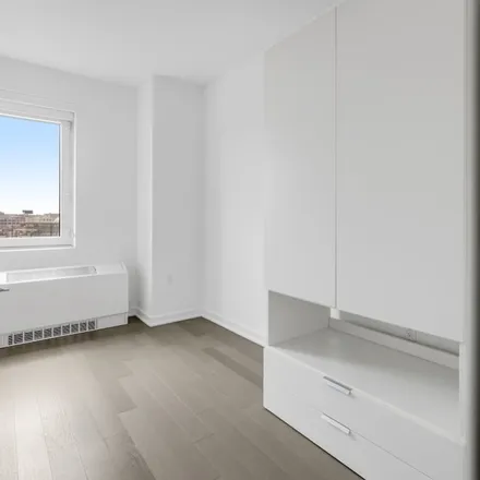 Image 4 - 41st Avenue, New York, NY 11101, USA - Apartment for rent