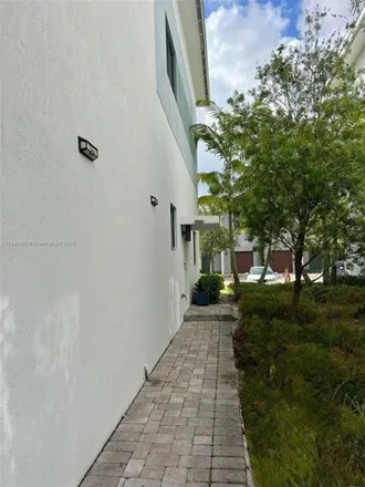 Image 5 - 4428 NW 9th St Unit 4428, Plantation, Florida, 33317 - Townhouse for rent