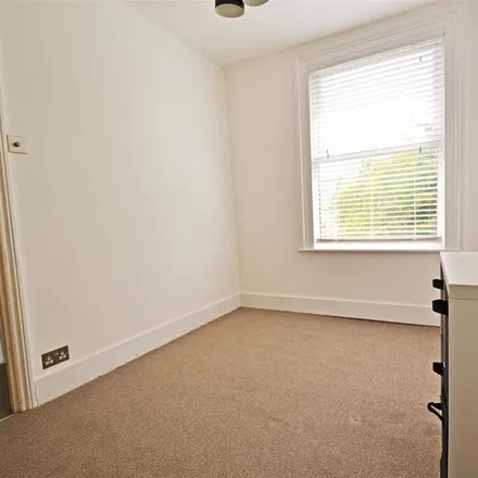 Image 3 - Clarendon Road, Hove, BN3 3WY, United Kingdom - Apartment for rent