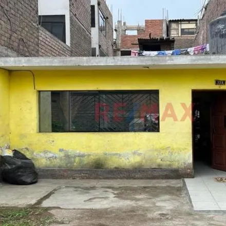Buy this 2 bed house on Avenida Túpac Amaru in Carabayllo, Lima Metropolitan Area 15318