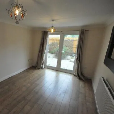 Image 3 - New Barns Avenue, Manchester, United Kingdom - Apartment for rent