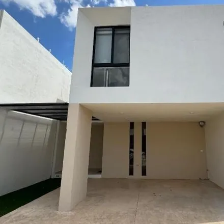 Rent this 3 bed house on Calle 27 in 97305 Cholul, YUC