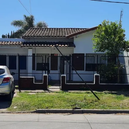 Buy this 2 bed house on Nicaragua 474 in Partido de La Matanza, Ramos Mejía