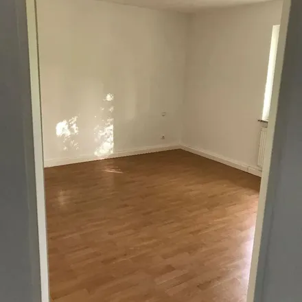 Rent this 3 bed apartment on Dunantring 51 in 65936 Frankfurt, Germany