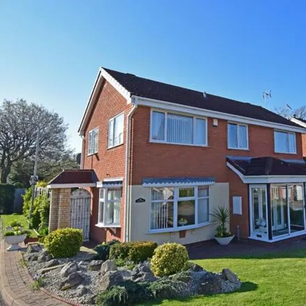 Buy this 4 bed house on Cornfield Avenue in Stoke Pound, B60 3QU
