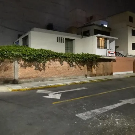 Image 2 - Calle Cayrucachi, San Miguel, Lima Metropolitan Area 15087, Peru - House for sale