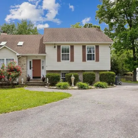 Buy this 5 bed house on 124 Likens Way in Frederick County, VA 22602