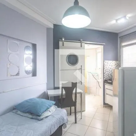 Rent this 1 bed apartment on Edifício Metrópole in Rua Alzira Ferreira Ventura, Centro