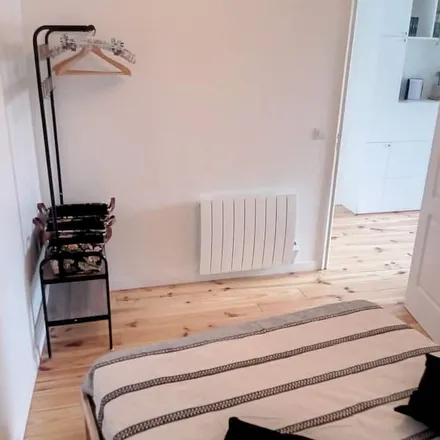 Rent this 1 bed apartment on Granville in Rue du Rocher, 50400 Granville