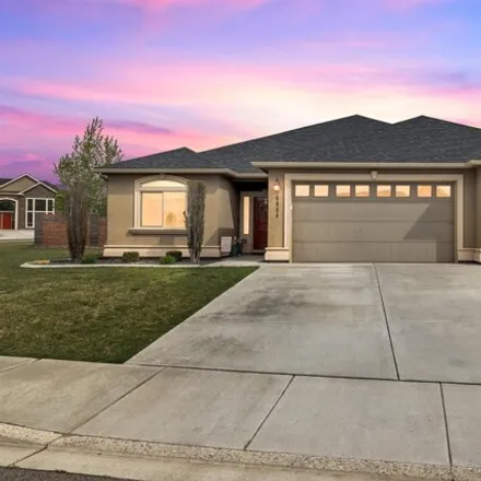 Buy this 3 bed house on 6682 Shale Street in West Richland, WA 99353