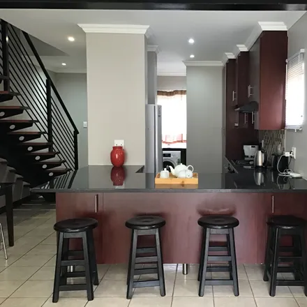 Image 3 - Calliope Avenue, Pentagonpark, Bloemfontein, South Africa - Townhouse for rent