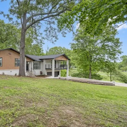 Image 3 - 1011 Country Club Drive, West Plains, MO 65775, USA - House for sale