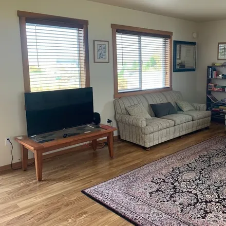 Rent this 1 bed house on Cathlamet