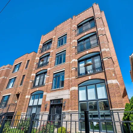 Buy this 2 bed house on Citgo in 2401 West Diversey Avenue, Chicago
