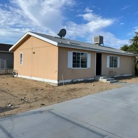 Image 2 - 6330 Goleta Avenue, Yucca Valley, CA 92284, USA - House for sale