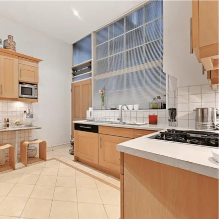 Image 3 - Prince Albert Road, London, NW8 7EH, United Kingdom - Apartment for rent