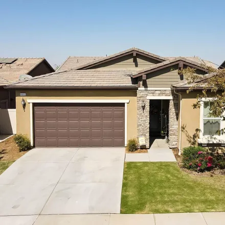 Buy this 2 bed house on 9802 Petersburg Place in Bakersfield, CA 93306