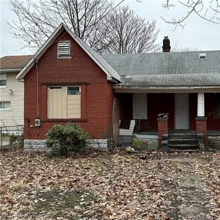 Buy this 2 bed house on 170 East Emerling Avenue in Akron, OH 44301