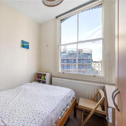 Image 6 - 235 Earl's Court Road, London, SW5 9FE, United Kingdom - Apartment for sale