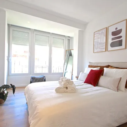 Rent this 2 bed apartment on Matricauto in Avenida Óscar Monteiro Torres 50-A, Lisbon