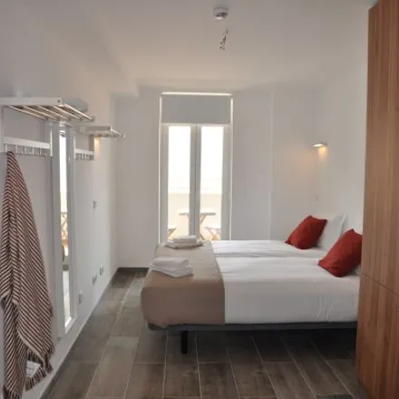 Rent this 35 bed room on Avenida Defensores de Chaves 97 in 1000-120 Lisbon, Portugal