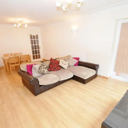 Image 3 - Jacoby Place, Kings Heath, B5 7UN, United Kingdom - Apartment for rent