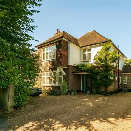 Image 2 - Lavendar Cottage, 6 Ennismore Avenue, Guildford, GU1 1SP, United Kingdom - House for sale