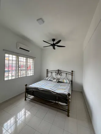 Rent this 1 bed apartment on Hub Pandan Indah in Jalan Pandan Indah, Pandan Indah