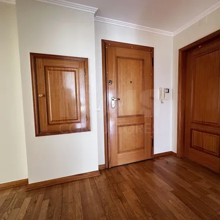 Rent this 3 bed apartment on Rua Luís Piçarra in 2775-599 Cascais, Portugal