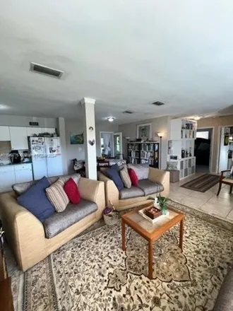 Image 2 - 5100 Northeast 6th Avenue, Park Haven, Deerfield Beach, FL 33064, USA - House for rent