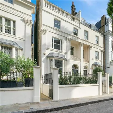 Buy this 5 bed duplex on 35a Hyde Park Gate in London, SW7 5DQ