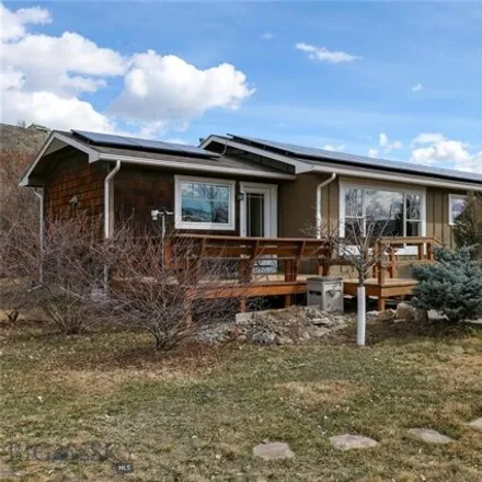 Buy this 3 bed house on 44 Gardiner View Road in Gardiner, Park County