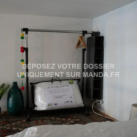 Image 5 - 4 Rue de Cursol, 33000 Bordeaux, France - Apartment for rent