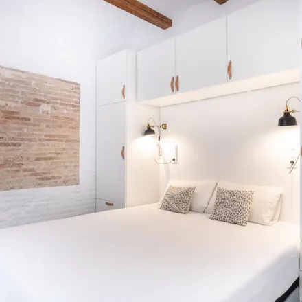 Rent this 2 bed apartment on Carrer de Guitert in 08001 Barcelona, Spain