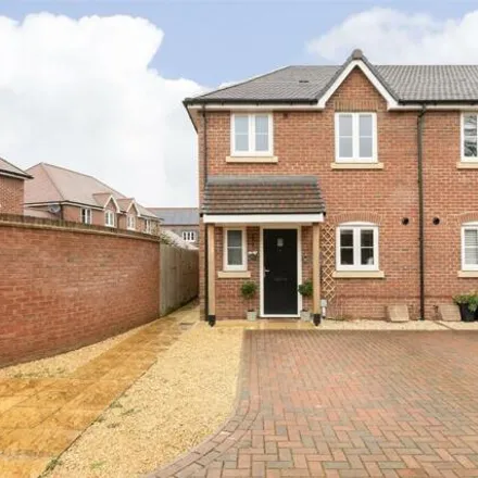 Buy this 3 bed house on Whitfield Gardens in East Hanney, OX12 0FQ