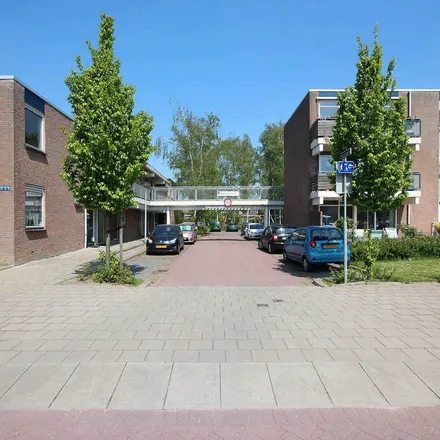 Rent this 2 bed apartment on Renessehoeve 27 in 3137 EE Vlaardingen, Netherlands