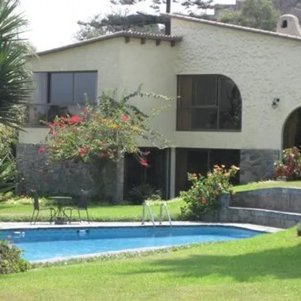 Buy this 5 bed house on La Cuesta in Santiago de Surco, Lima Metropolitan Area 51132