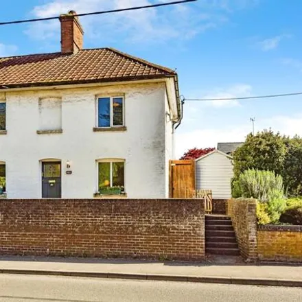 Buy this 3 bed duplex on High Street in West Lavington, SN10 4ES