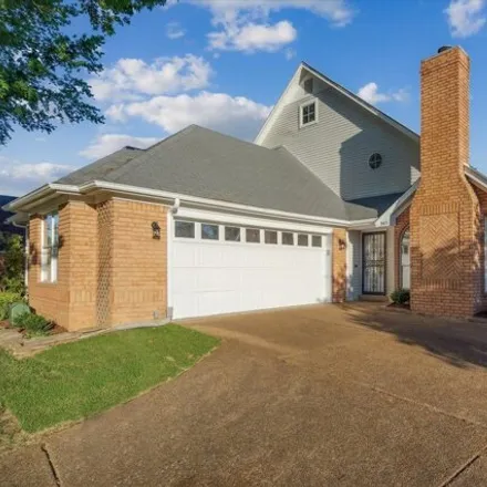 Buy this 3 bed house on 8195 Timber Knoll Lane in Memphis, TN 38018