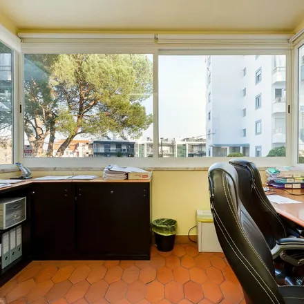 Image 2 - Rua António Sérgio, 2750-663 Cascais, Portugal - Apartment for rent