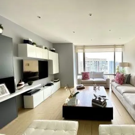 Buy this 2 bed apartment on Avenida Jesús del Monte in 52764 Interlomas, MEX
