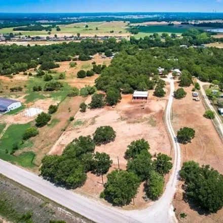 Buy this 5 bed house on 6222 Old Decatur Road in Alvord, TX 76225