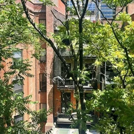 Image 7 - 23 East 37th Street, New York, NY 10016, USA - Townhouse for sale