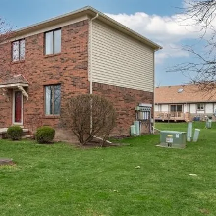 Rent this 2 bed condo on 40836 Highpointe Drive in Clinton Township, MI 48038