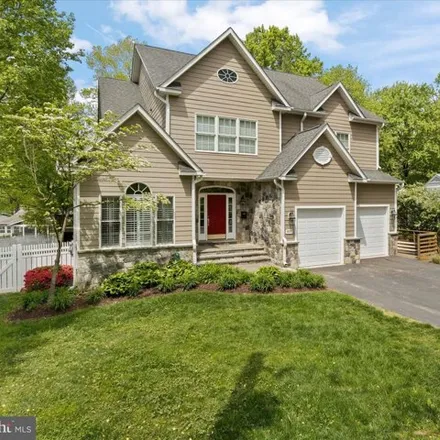 Rent this 6 bed house on 807 Ridge Place in Falls Church, VA 22046