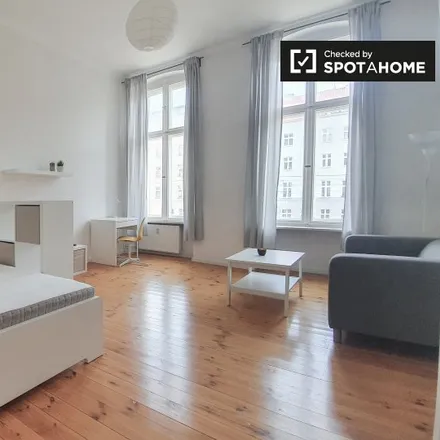 Rent this studio apartment on Greifswalder Straße 218 in 10405 Berlin, Germany
