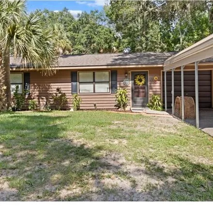 Buy this 2 bed house on 715 S Marlene Pt in Inverness, Florida