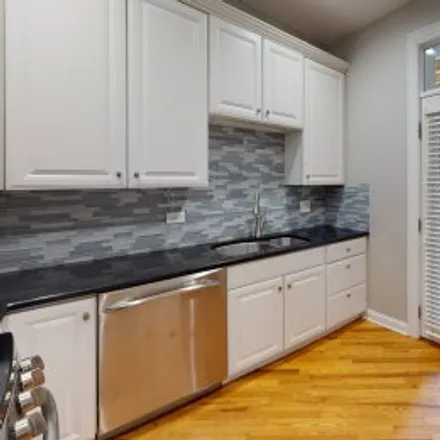 Rent this 2 bed apartment on #g,2658 West Ainslie Street in Ravenswood, Chicago