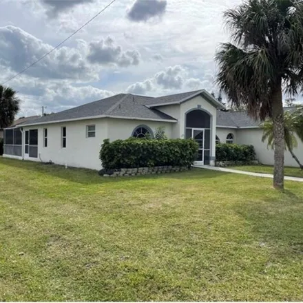 Image 2 - Connie Avenue North, Lehigh Acres, FL 33976, USA - House for rent