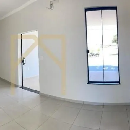 Buy this 3 bed house on Avenida Doutor José de Almeida Carvalho in Vila Aparecida, Itapetininga - SP